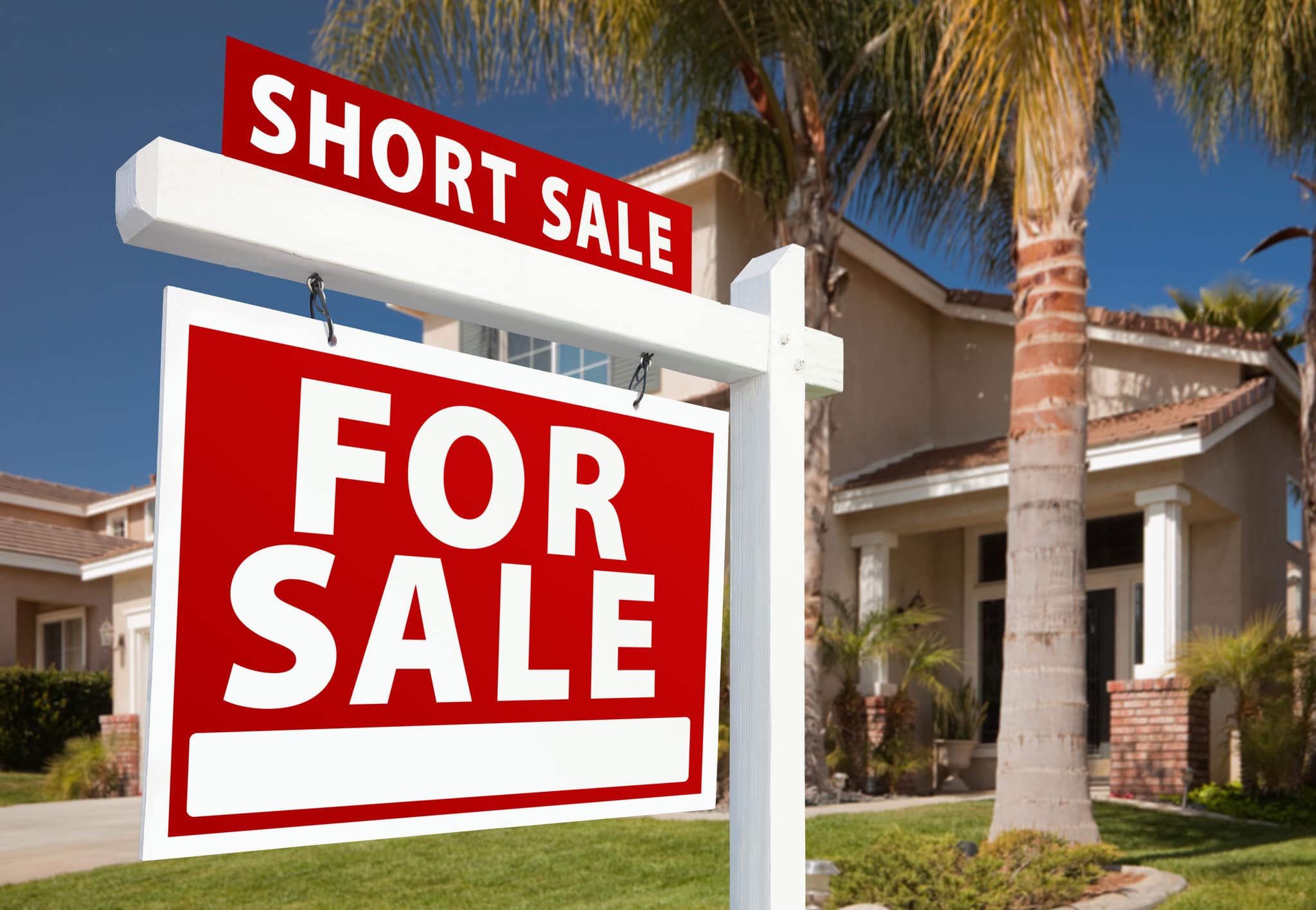 What Is The Difference Between a Short Sale and Foreclosure